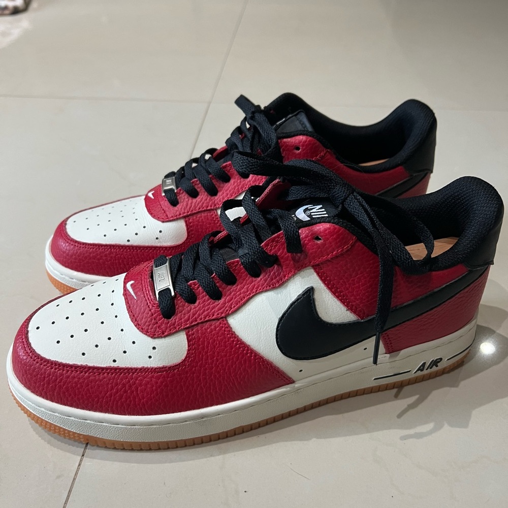 Nike Air Force 1 2016 “gym red” size 10